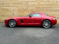 MERCEDES-BENZ SLS