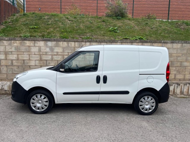 VAUXHALL COMBO 1.3 2300 5 SEAT COMBI CREW L1H1  56,579 MILES VAT INCLUDED