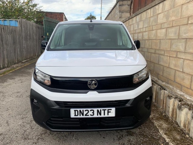 VAUXHALL COMBO 1.5 2300 Pro ONLY 5,542 MILES  2024 FACELIFT CONVERSION VAT INCLUDED