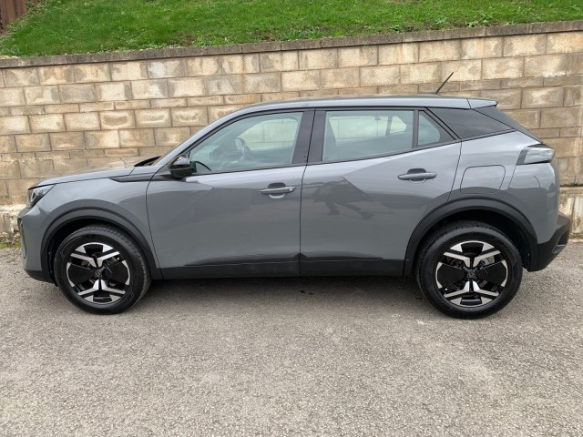 PEUGEOT 2008 1.2 PureTech Active  24,578 MILES