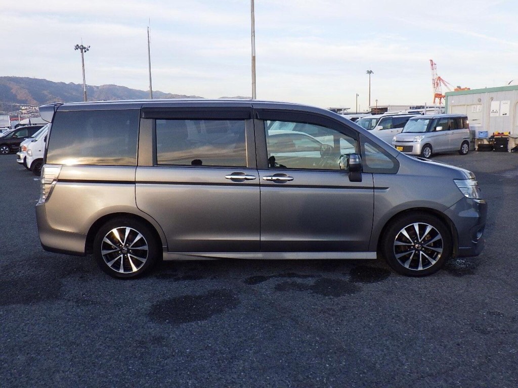 HONDA STEPWAGON