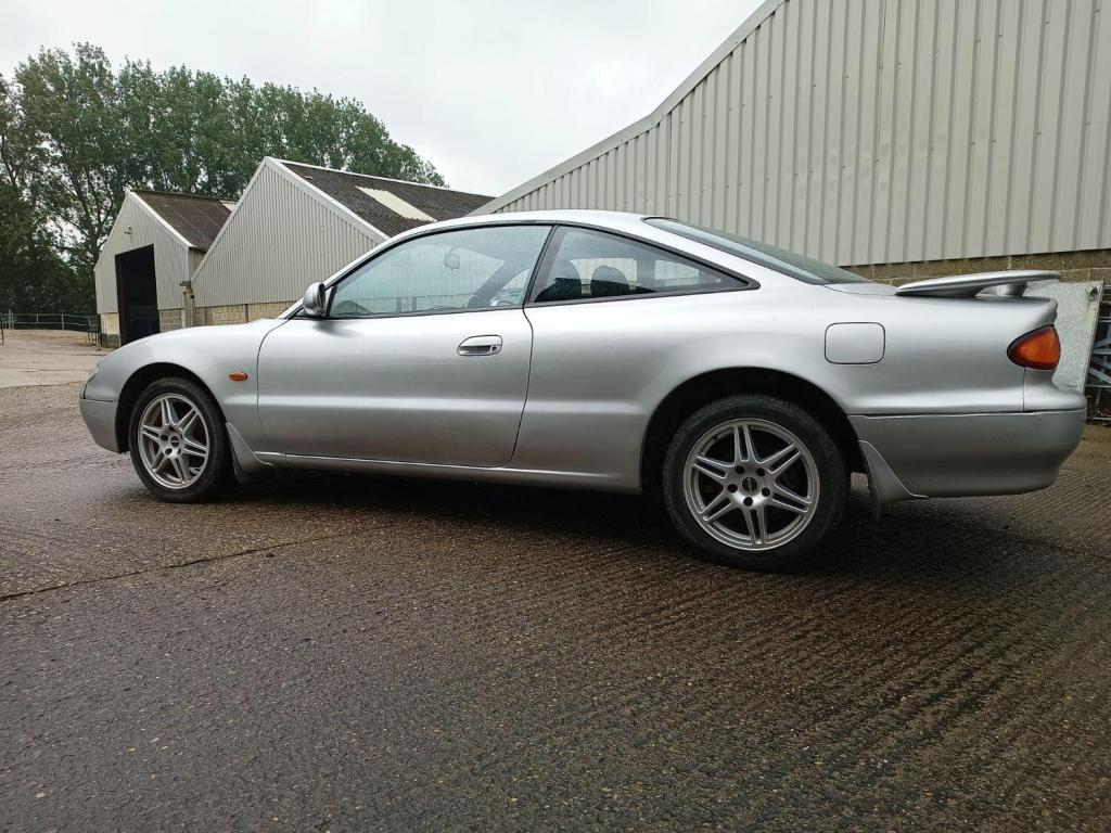 View MAZDA MX-6 2.5 Sports