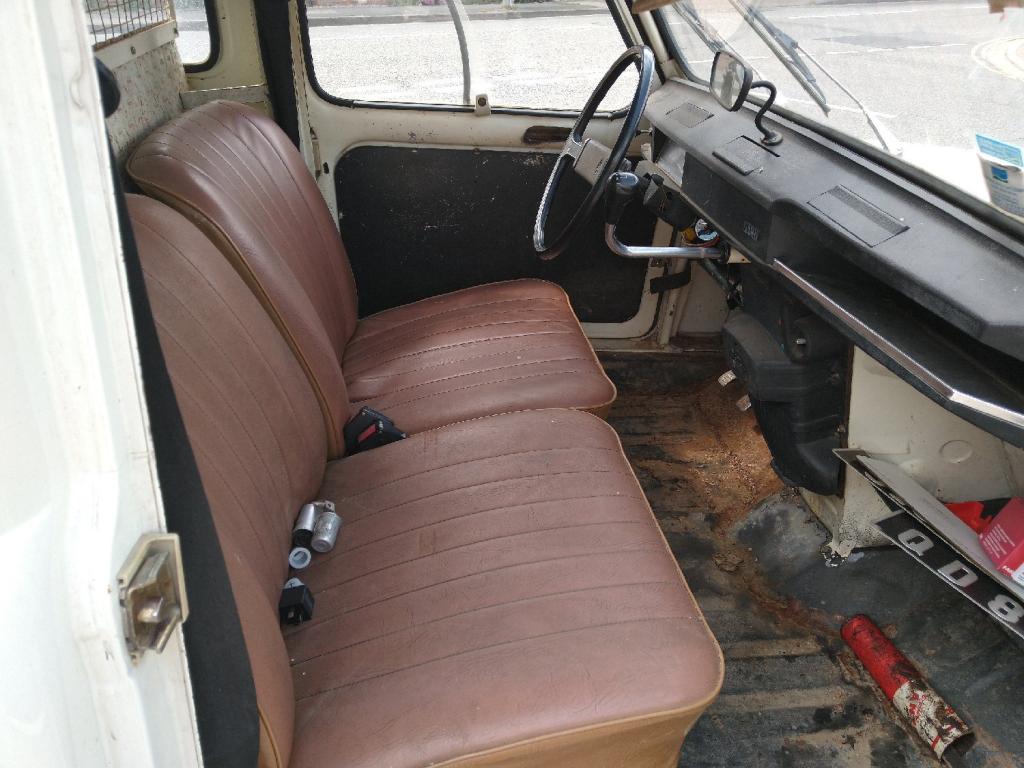RENAULT 4