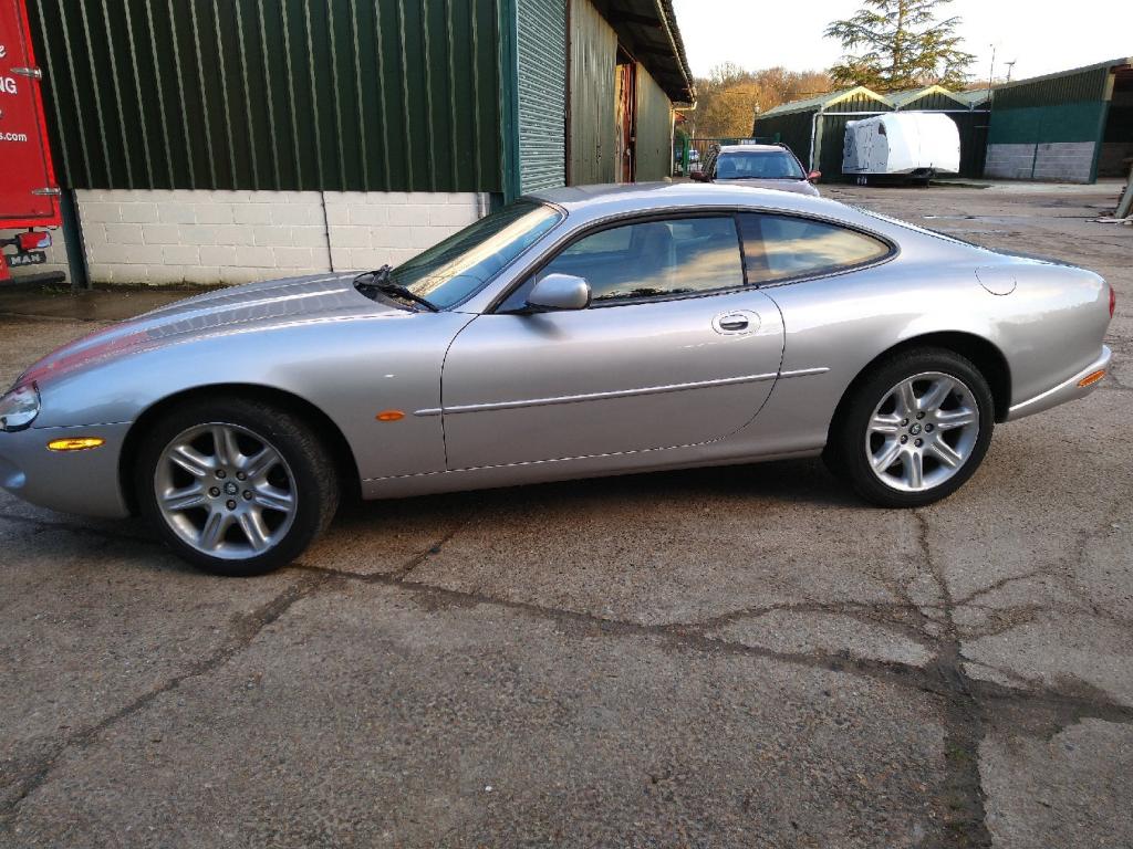JAGUAR XK8