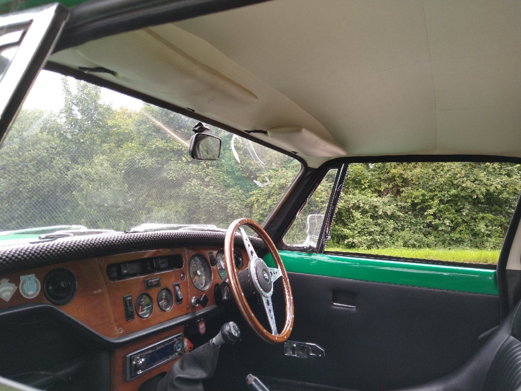 TRIUMPH GT6