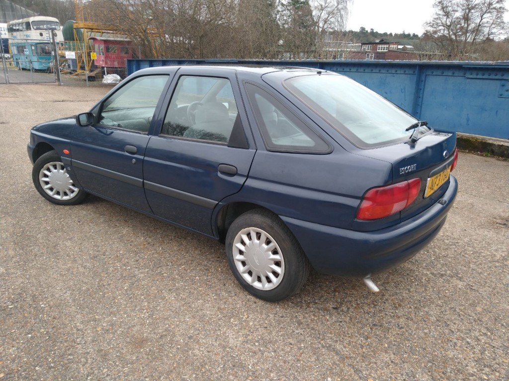 View FORD ESCORT 1.4LX MkVI