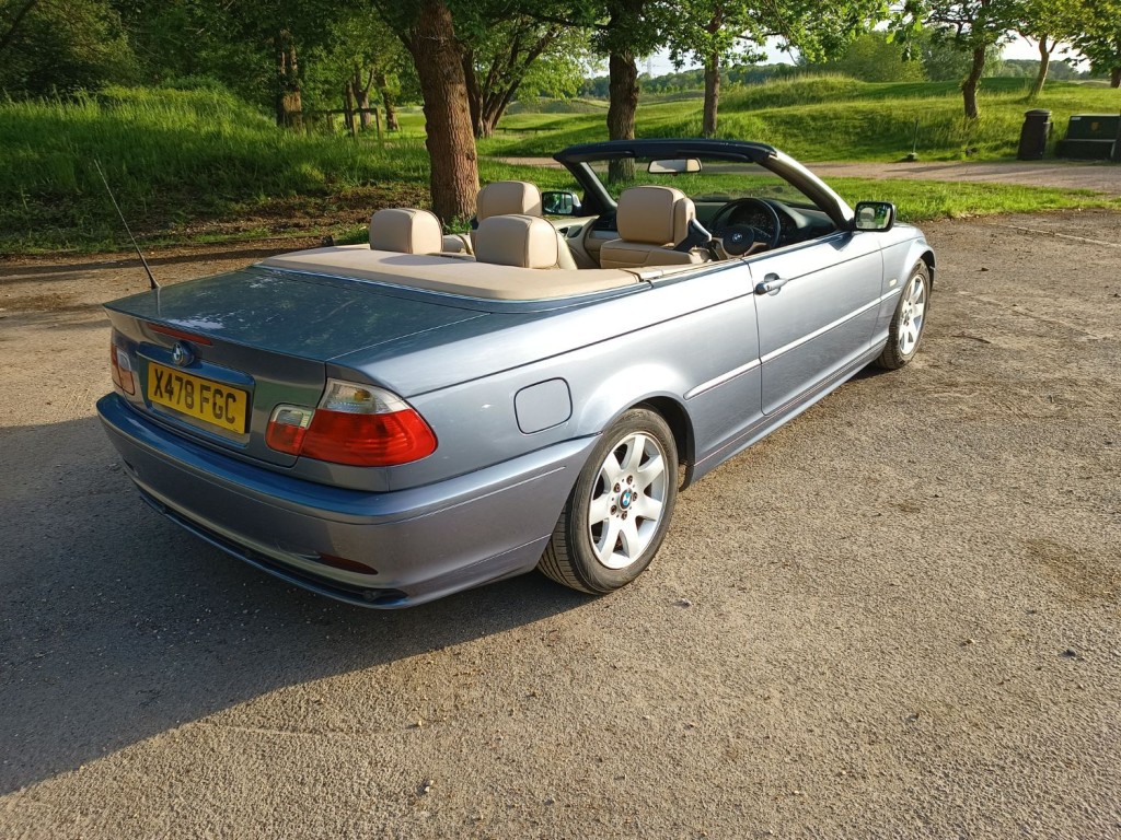 BMW 3 SERIES