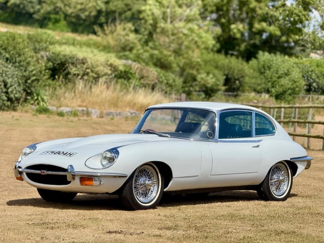 JAGUAR E-TYPE
