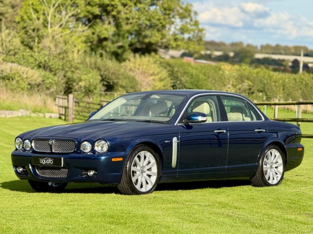 JAGUAR XJ
