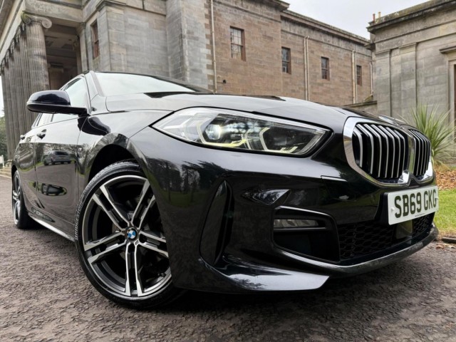 BMW 1 SERIES