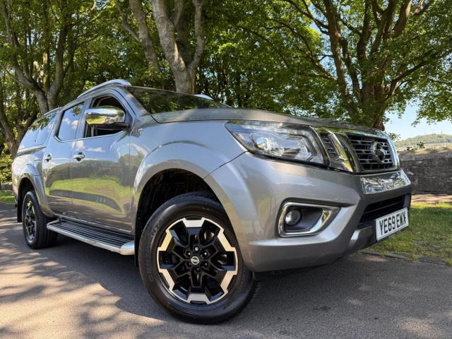 NISSAN NAVARA