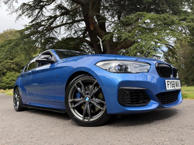 BMW 1 SERIES