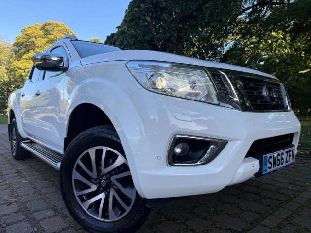 NISSAN NAVARA