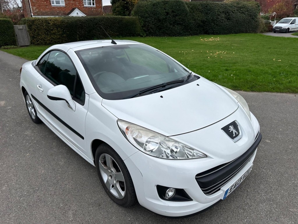 PEUGEOT 207 CC