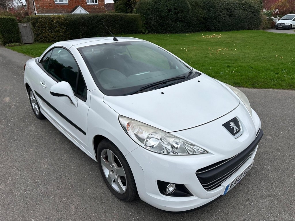 PEUGEOT 207 CC