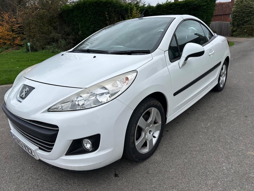 PEUGEOT 207 CC