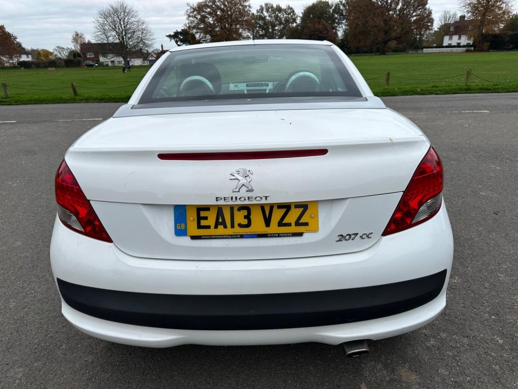 PEUGEOT 207 CC