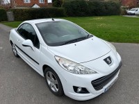 PEUGEOT 207 CC