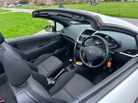 PEUGEOT 207 CC