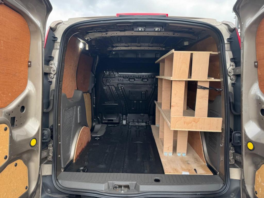 FORD TRANSIT CONNECT