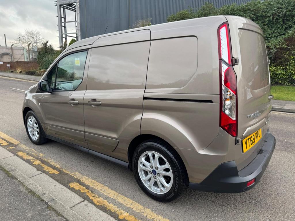 FORD TRANSIT CONNECT