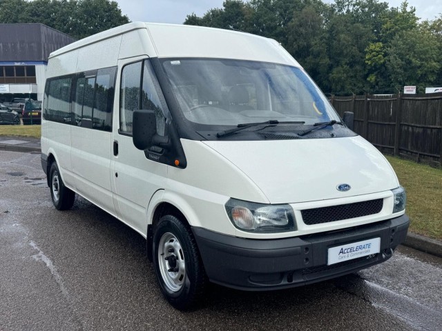 FORD TRANSIT 2.4 TDI RWD L3 H2 4dr (2004/04)