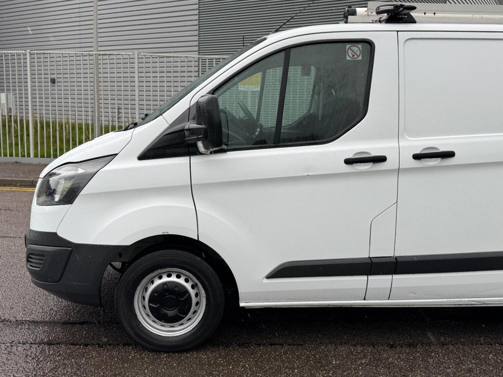 FORD TRANSIT CUSTOM