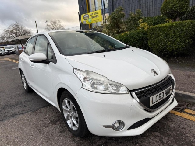 PEUGEOT 208 1.2 VTi Active Euro 5 5dr (2013/63)
