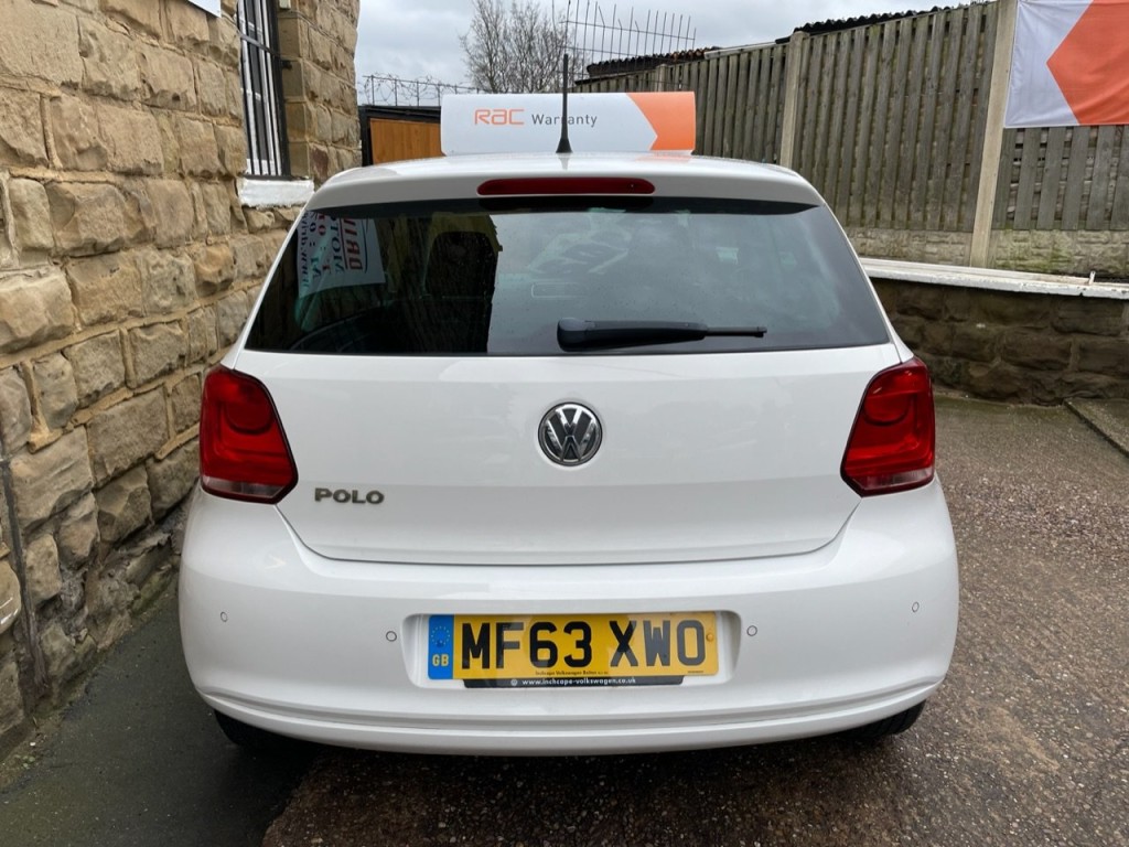 VOLKSWAGEN POLO