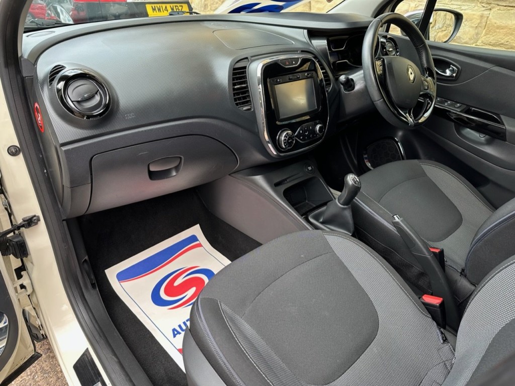 RENAULT CAPTUR