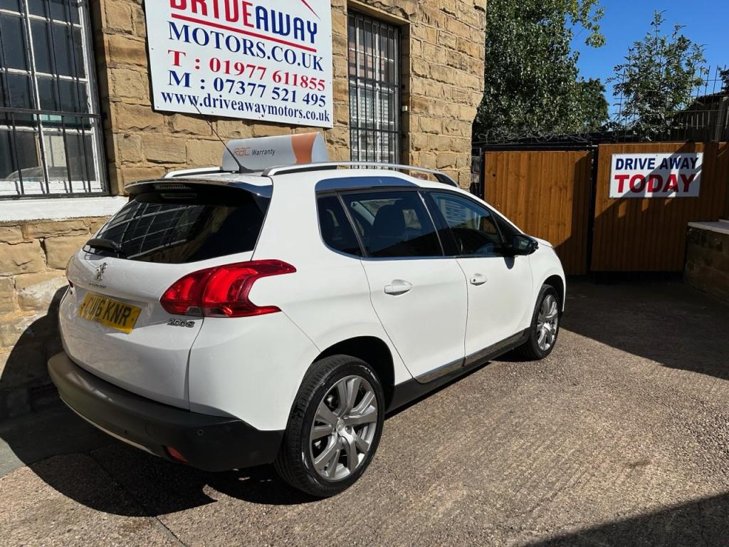 PEUGEOT 2008