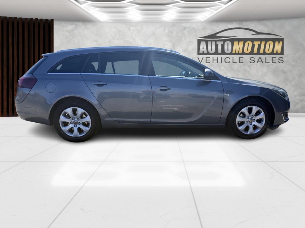 VAUXHALL INSIGNIA