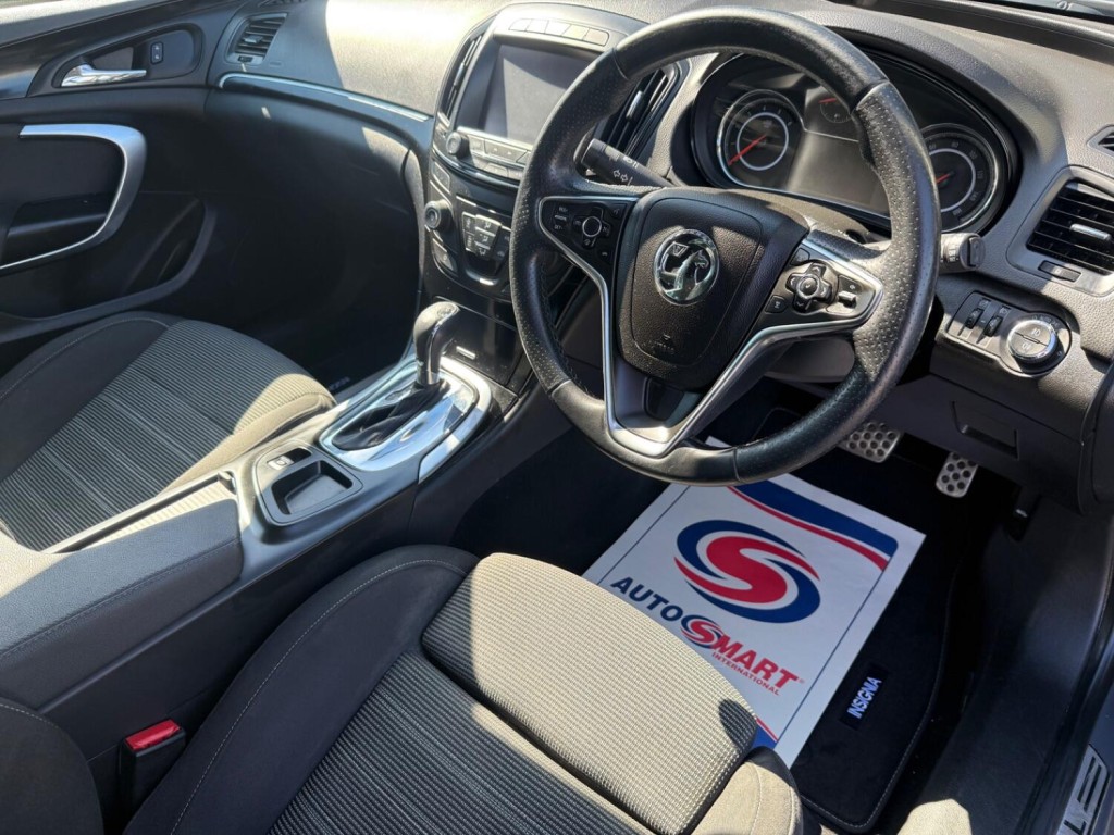VAUXHALL INSIGNIA