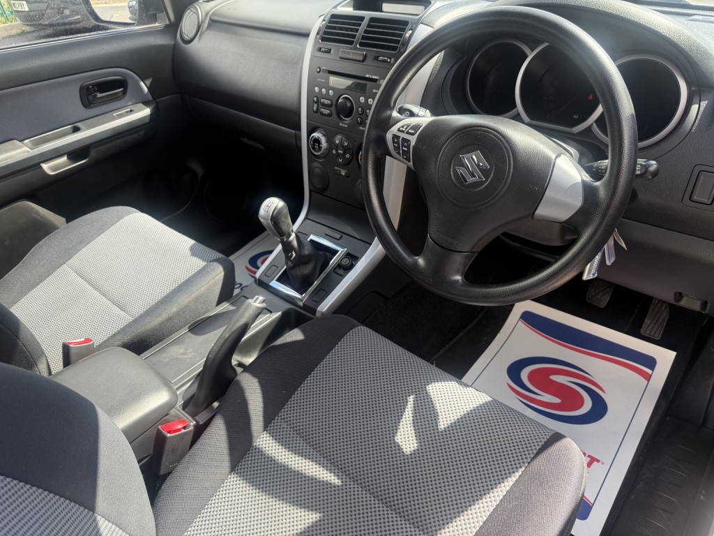SUZUKI GRAND VITARA