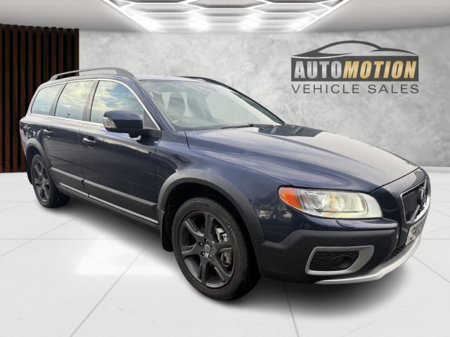 VOLVO XC70 2.4 D5 SE Lux