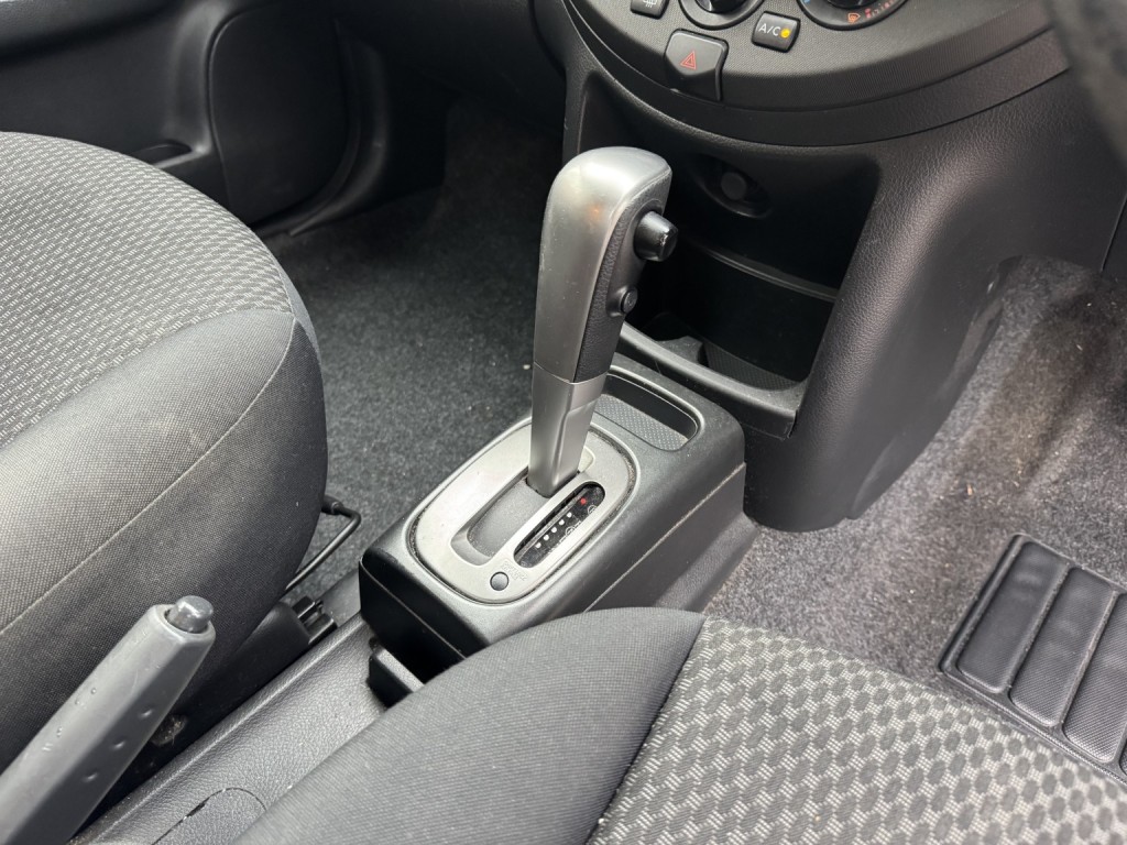 View NISSAN NOTE 1.6 16V Acenta