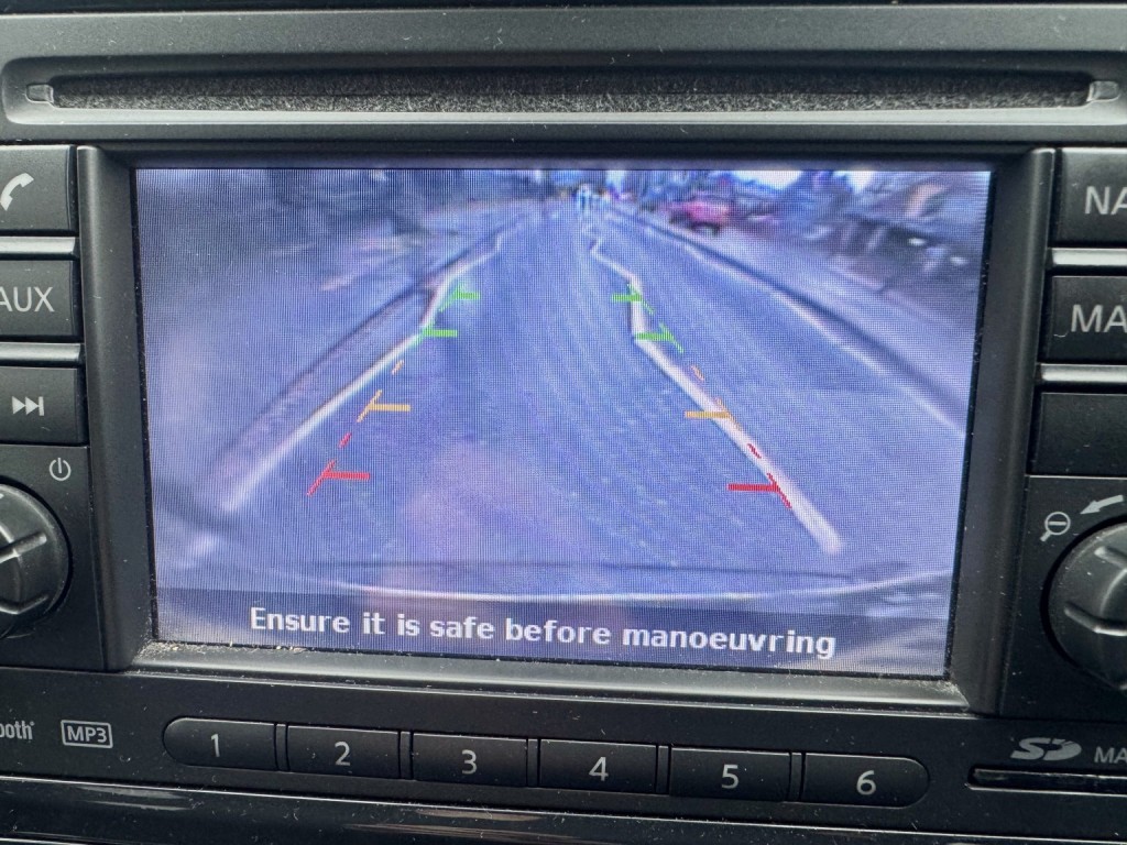 View NISSAN JUKE 1.6 Acenta Premium