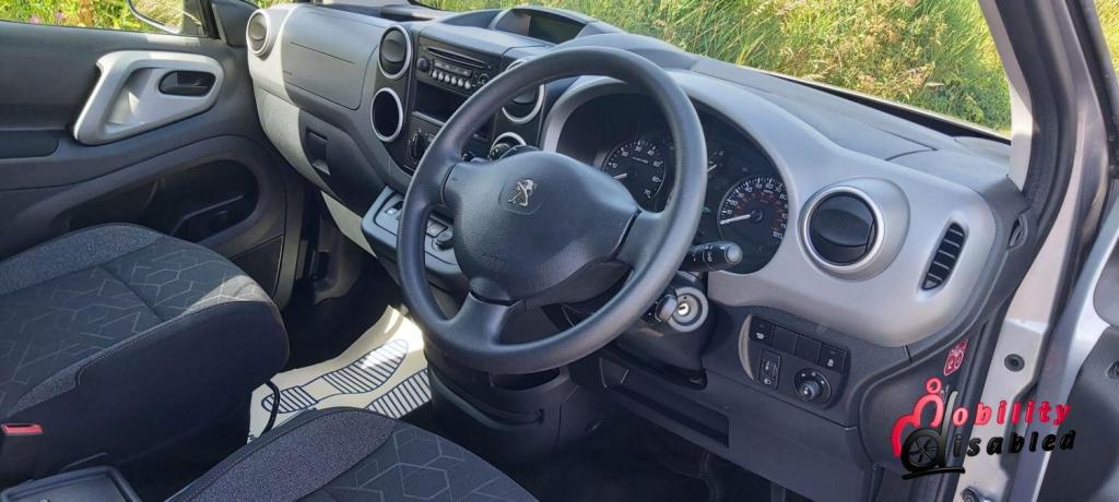 PEUGEOT PARTNER