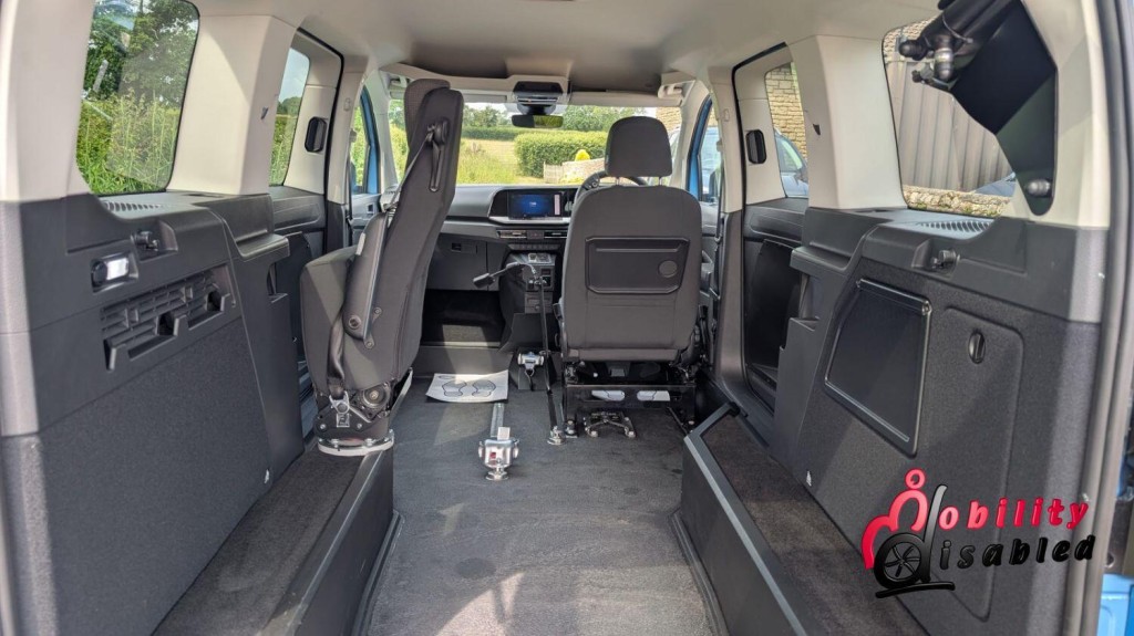 FORD GRAND TOURNEO CONNECT