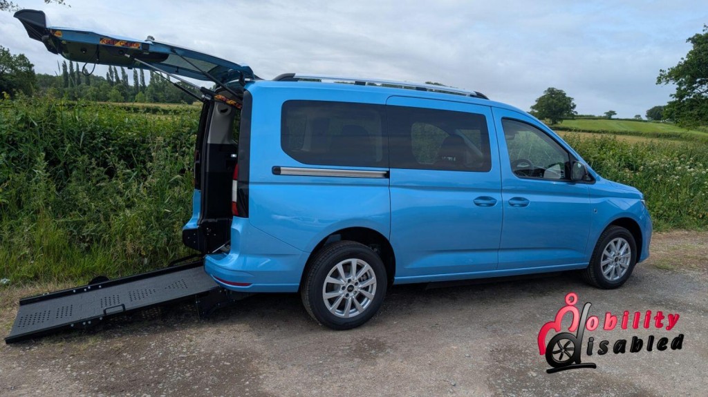 FORD GRAND TOURNEO CONNECT