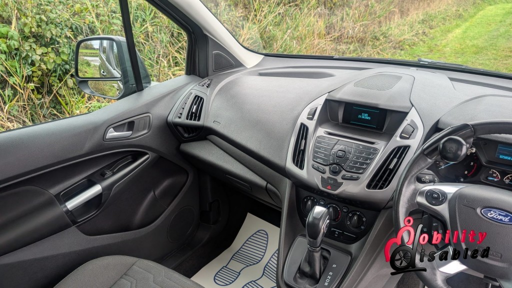 FORD GRAND TOURNEO CONNECT