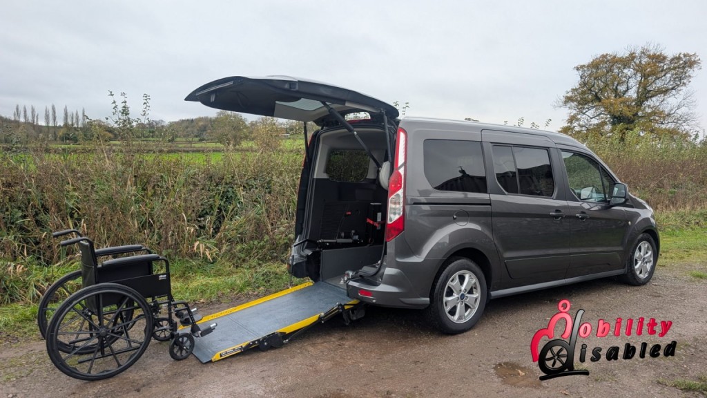 FORD GRAND TOURNEO CONNECT