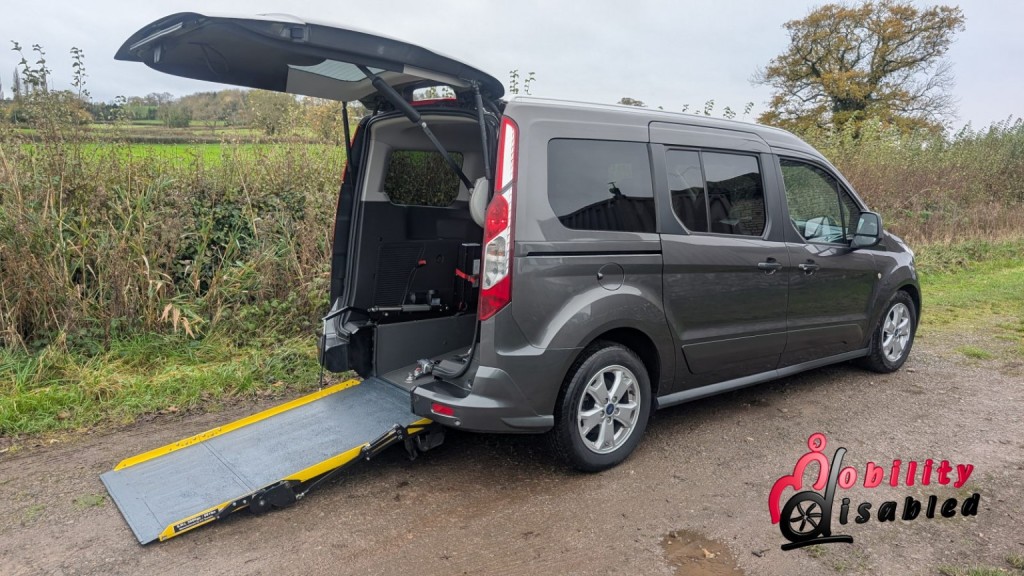 FORD GRAND TOURNEO CONNECT