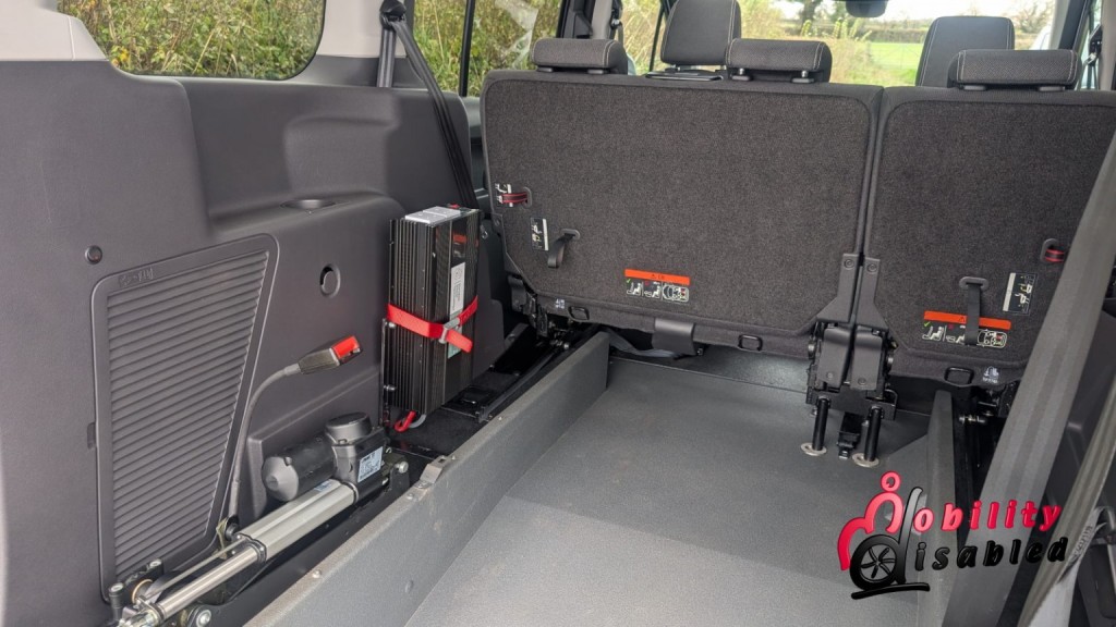 FORD GRAND TOURNEO CONNECT