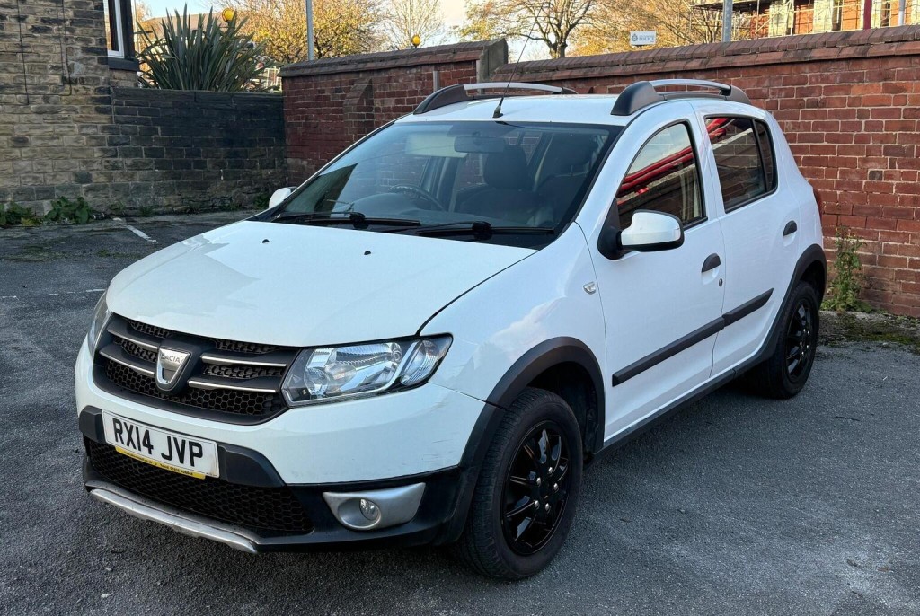 View DACIA SANDERO STEPWAY 1.5 dCi Laureate Euro 5 5dr