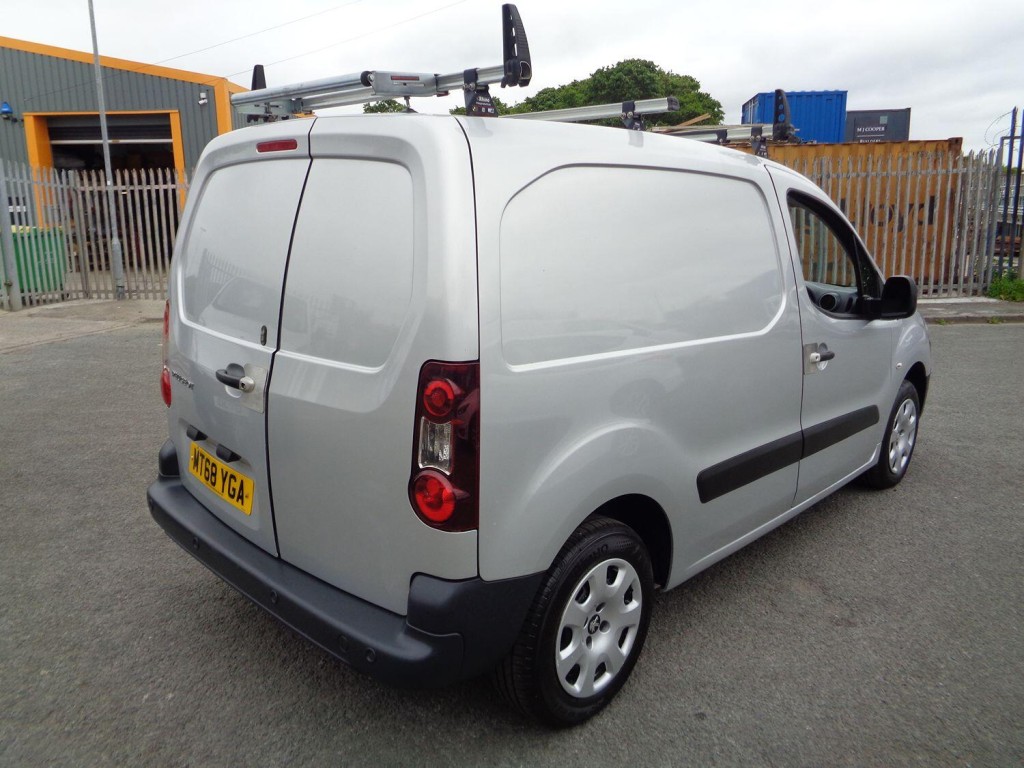 PEUGEOT PARTNER 1.6 BlueHDi 855 Professional 2018