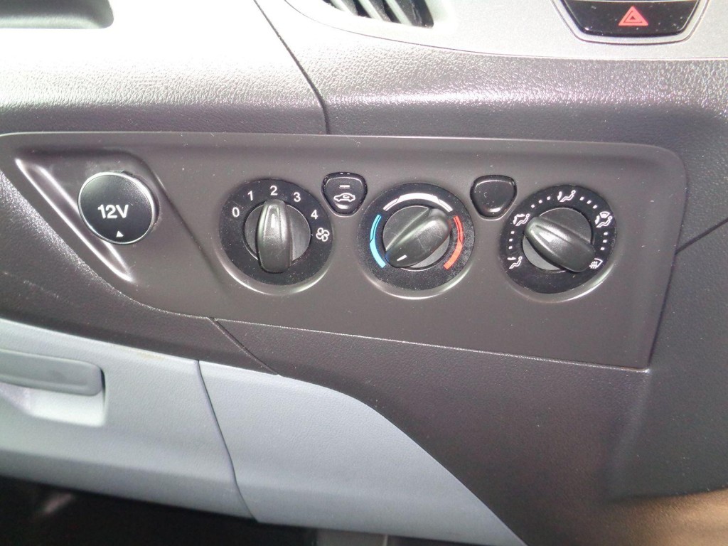 FORD TRANSIT CUSTOM 2.2 TDCi 310 ECOnetic 2014