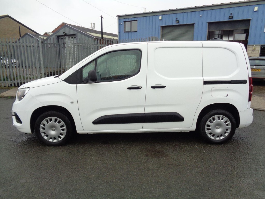 VAUXHALL COMBO 1.6 Turbo D 2000 Sportive 2019