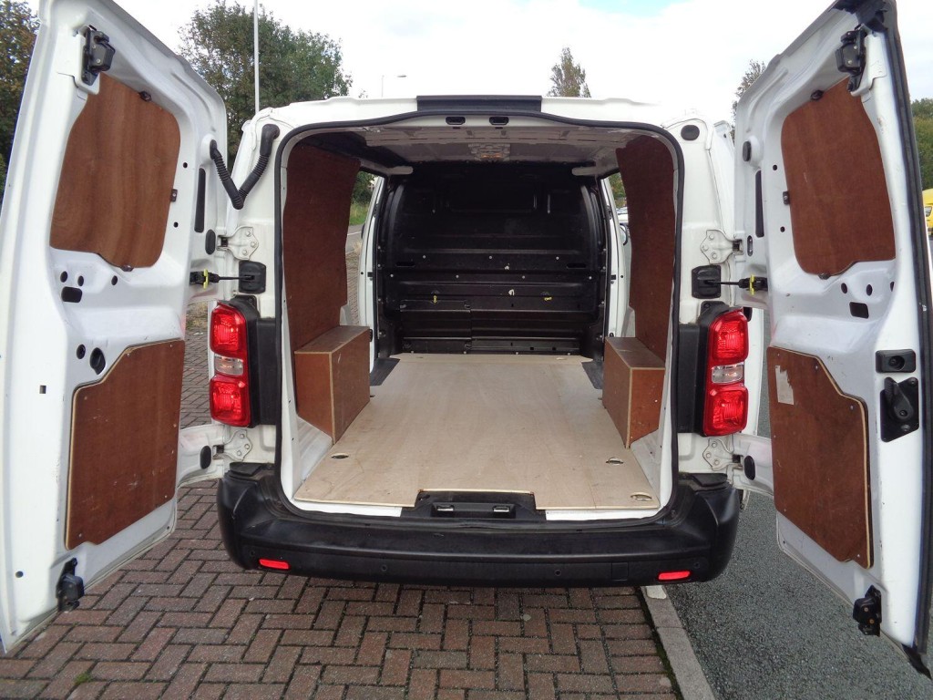 CITROEN DISPATCH 1.5 BlueHDi 1200 Enterprise XL 2020