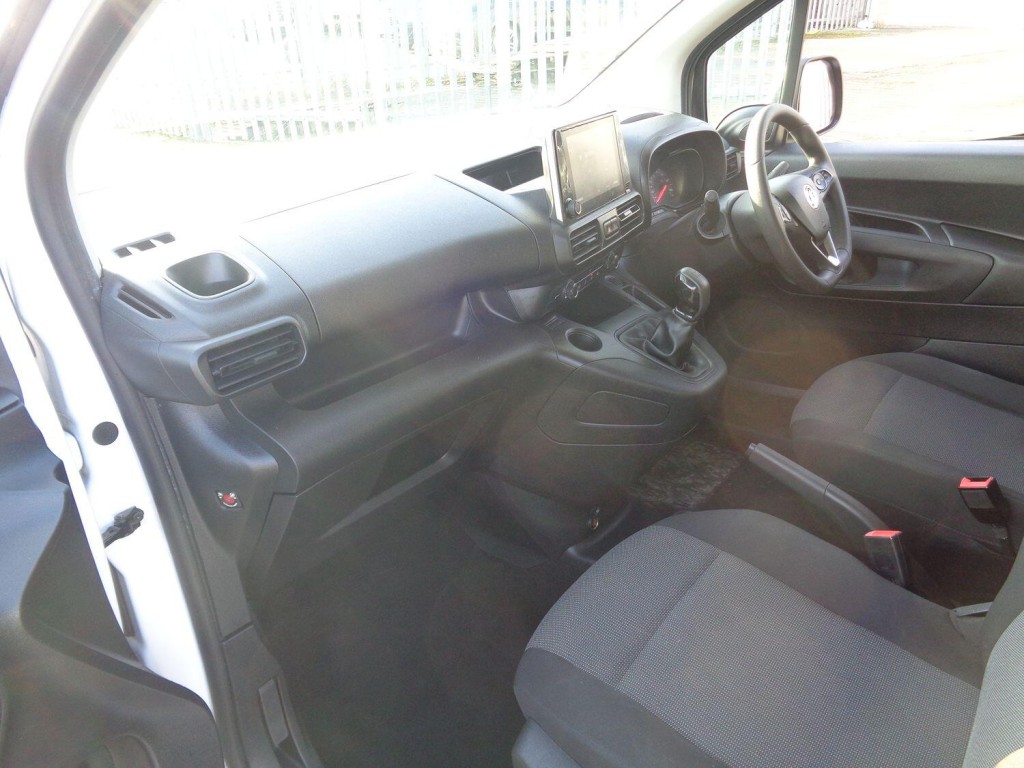 VAUXHALL COMBO 1.6 Turbo D 2300 Sportive 2020